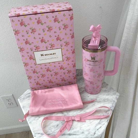 Stanley 1913 x LoveShackFancy Flowstate Quencher 40oz Tumbler