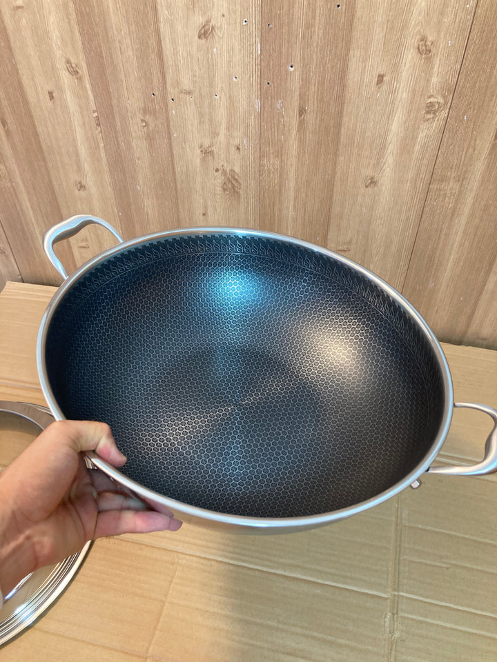 Non-Stick High Quality Heavy Duty Honeycomb Karahi/ Deep Pan For Cooking! (Available in 32CM 36CM) Steel Laser Coated