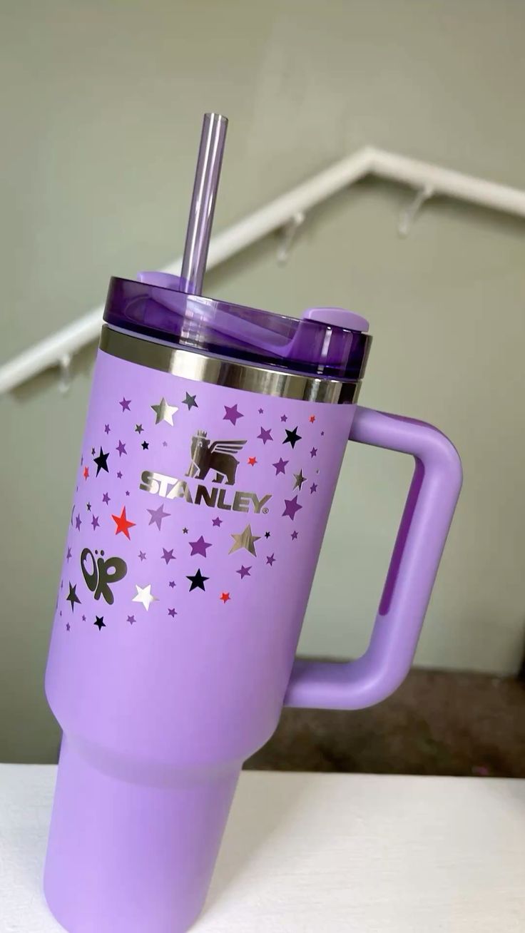 Stanley x Olivia Rodrigo Limited Edition 40oz Quencher H2.0 FlowState Tumbler.